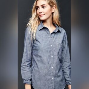 Gap Boyfriend Chambray Shirt Medium